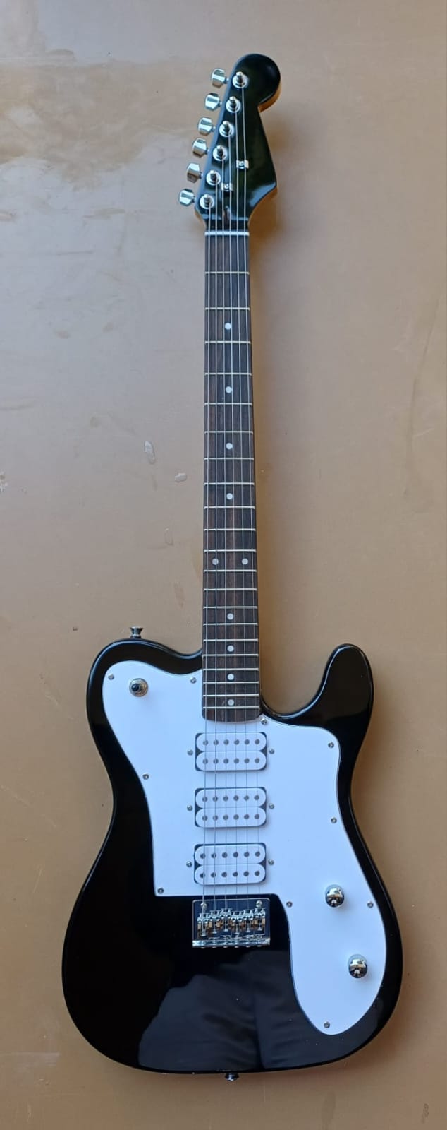 Chitarra elettrica modello Telecaster 
